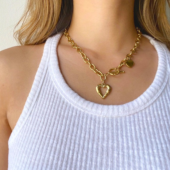 Heart Pendant Necklace - Picture 2 of 4